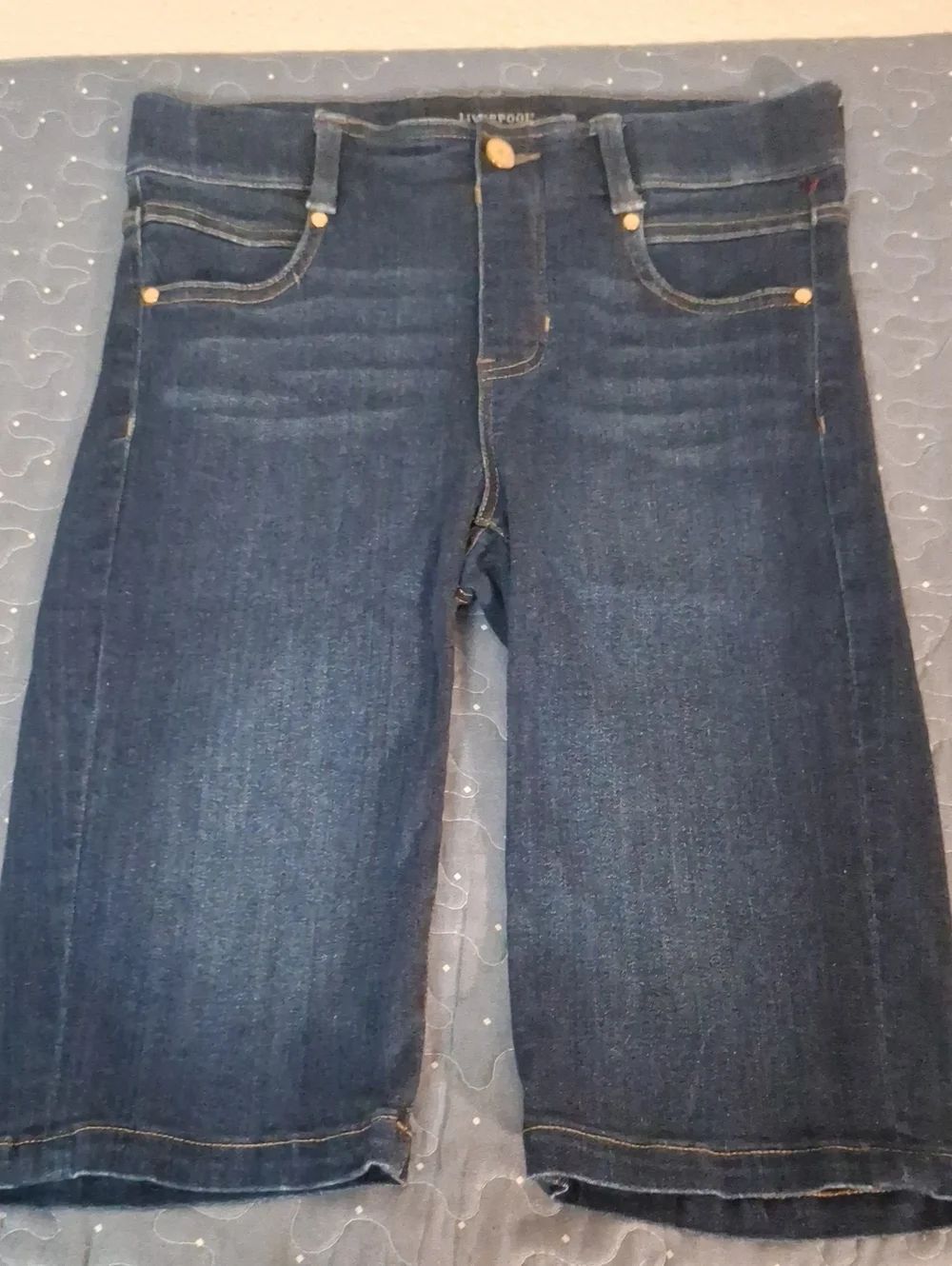 Liverpool The Glider Cruiser Bermuda Jean Shorts size 2